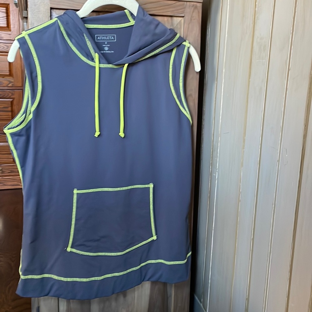 Athleta Sleeveless Top size S